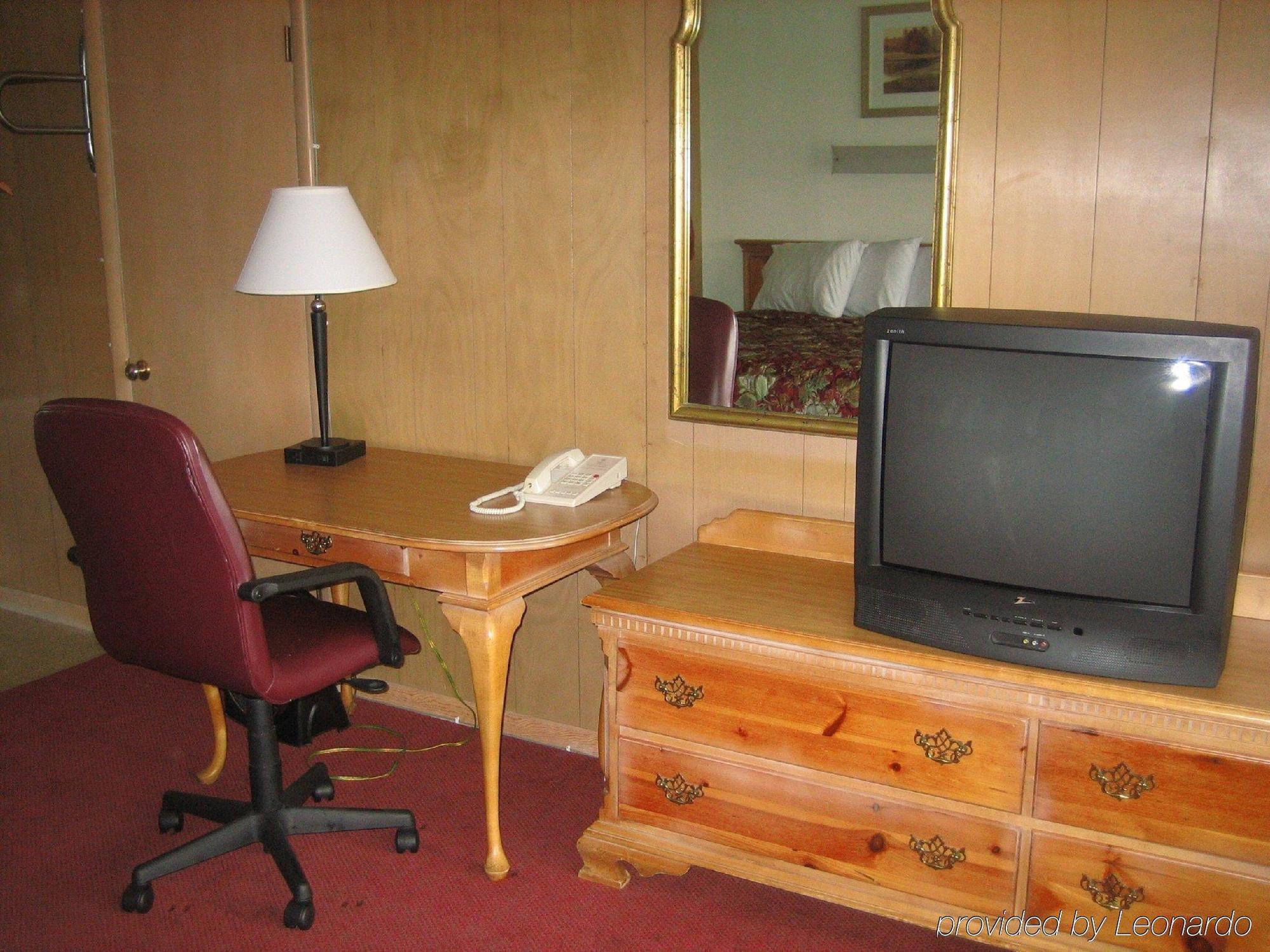 Blue Sky Inn Glens Falls-Saratoga-Lake George Extérieur photo