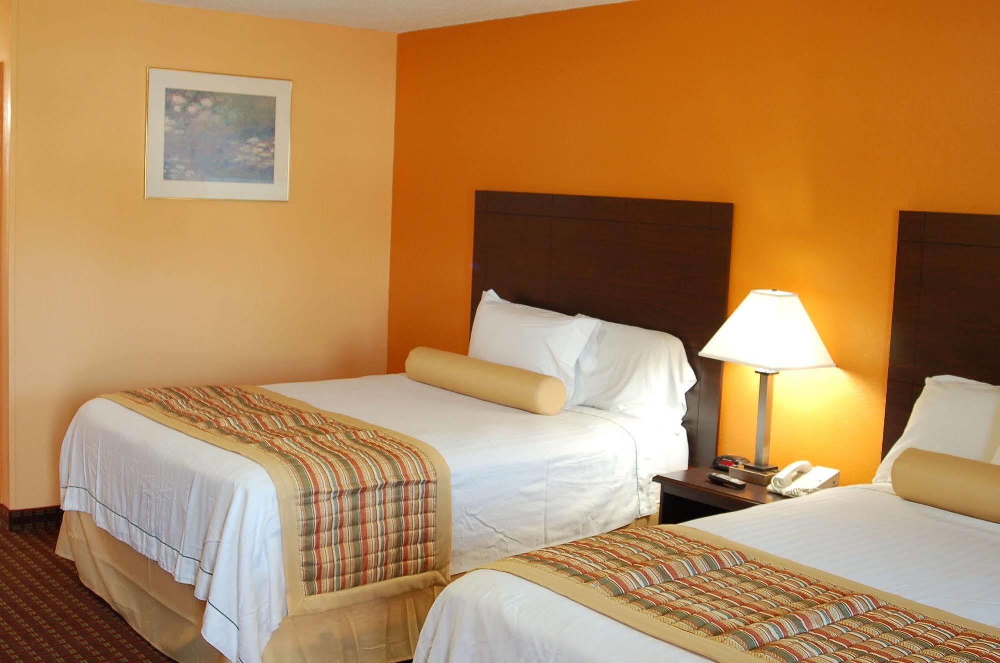 Blue Sky Inn Glens Falls-Saratoga-Lake George Extérieur photo